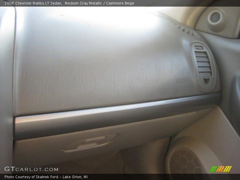 Medium Gray Metallic / Cashmere Beige 2006 Chevrolet Malibu LT Sedan