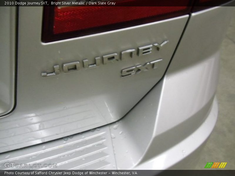Bright Silver Metallic / Dark Slate Gray 2010 Dodge Journey SXT