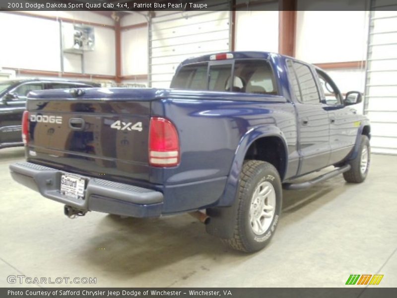 Patriot Blue Pearl / Taupe 2001 Dodge Dakota Sport Quad Cab 4x4