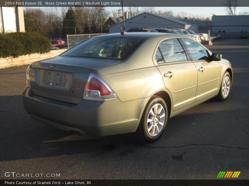 Moss Green Metallic / Medium Light Stone 2009 Ford Fusion SE