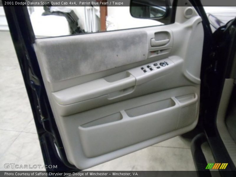 Patriot Blue Pearl / Taupe 2001 Dodge Dakota Sport Quad Cab 4x4