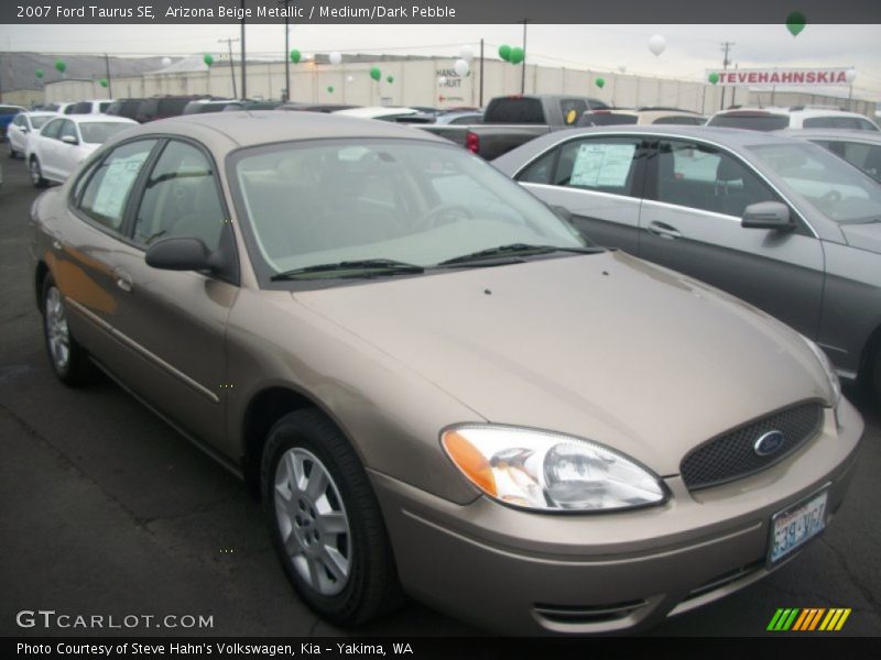 Arizona Beige Metallic / Medium/Dark Pebble 2007 Ford Taurus SE