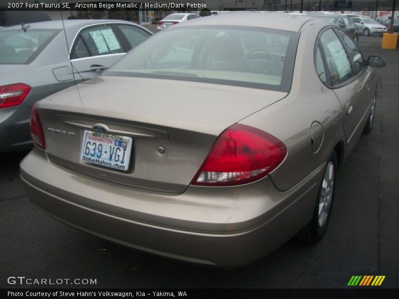 Arizona Beige Metallic / Medium/Dark Pebble 2007 Ford Taurus SE