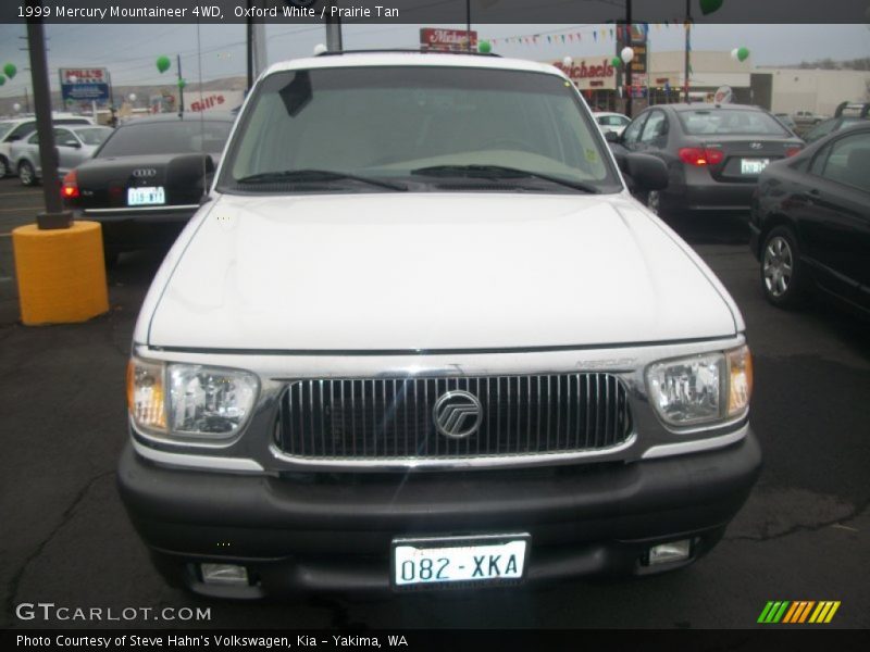 Oxford White / Prairie Tan 1999 Mercury Mountaineer 4WD