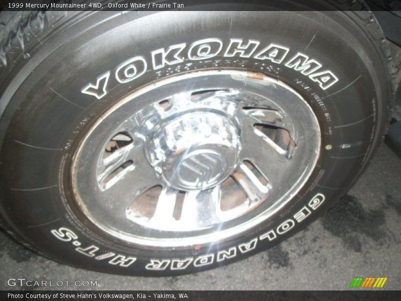 Oxford White / Prairie Tan 1999 Mercury Mountaineer 4WD