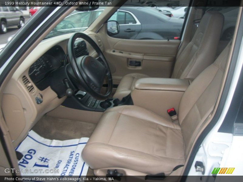 Oxford White / Prairie Tan 1999 Mercury Mountaineer 4WD