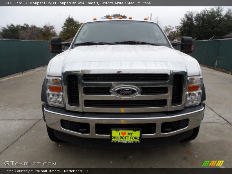 Oxford White / Medium Stone 2010 Ford F450 Super Duty XLT SuperCab 4x4 Chassis