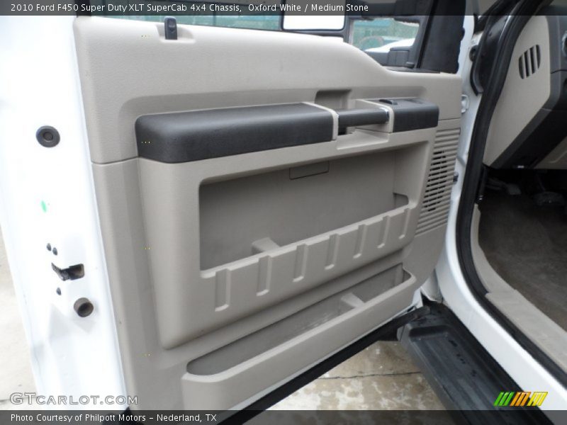Oxford White / Medium Stone 2010 Ford F450 Super Duty XLT SuperCab 4x4 Chassis