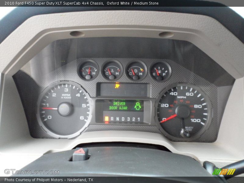 Oxford White / Medium Stone 2010 Ford F450 Super Duty XLT SuperCab 4x4 Chassis