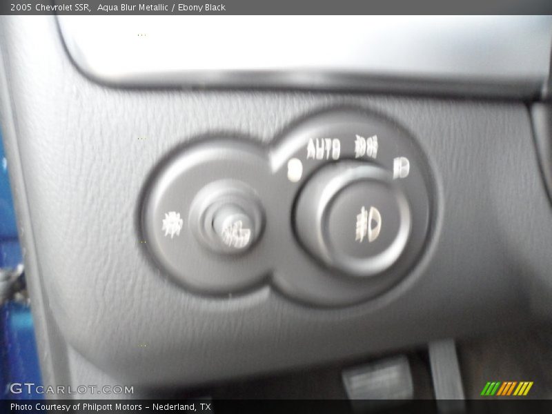 Aqua Blur Metallic / Ebony Black 2005 Chevrolet SSR