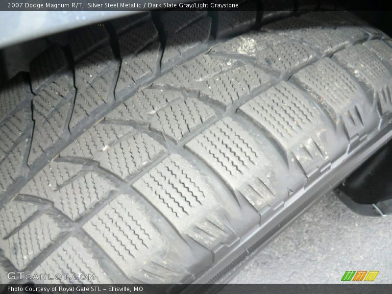 Silver Steel Metallic / Dark Slate Gray/Light Graystone 2007 Dodge Magnum R/T