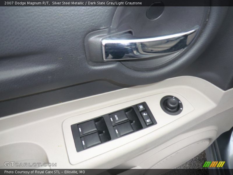 Silver Steel Metallic / Dark Slate Gray/Light Graystone 2007 Dodge Magnum R/T