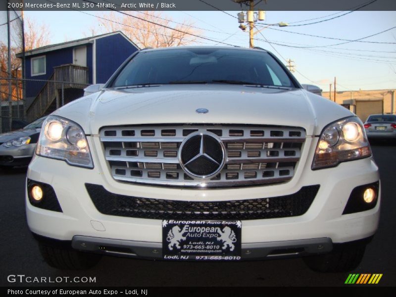 Arctic White / Black 2009 Mercedes-Benz ML 350 4Matic