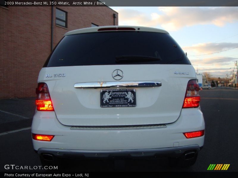 Arctic White / Black 2009 Mercedes-Benz ML 350 4Matic