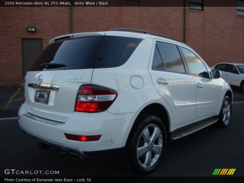 Arctic White / Black 2009 Mercedes-Benz ML 350 4Matic