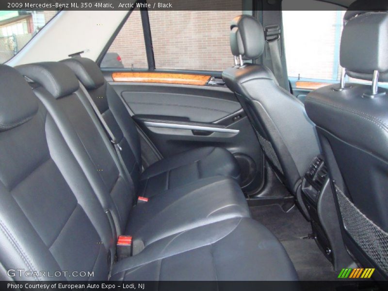 Arctic White / Black 2009 Mercedes-Benz ML 350 4Matic