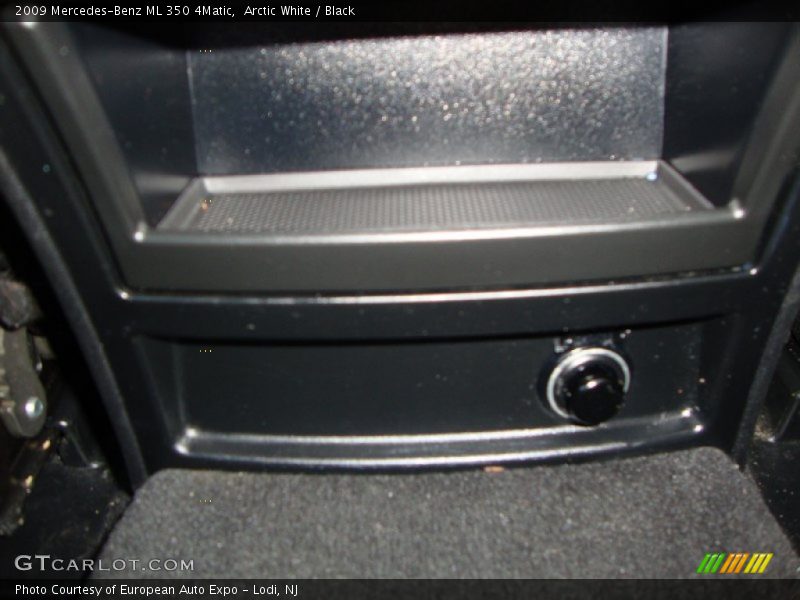 Arctic White / Black 2009 Mercedes-Benz ML 350 4Matic