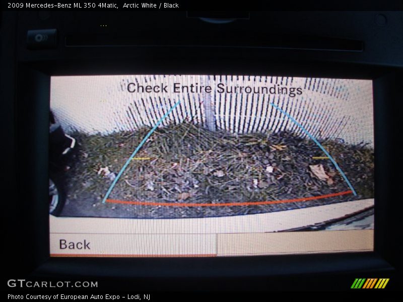 Arctic White / Black 2009 Mercedes-Benz ML 350 4Matic