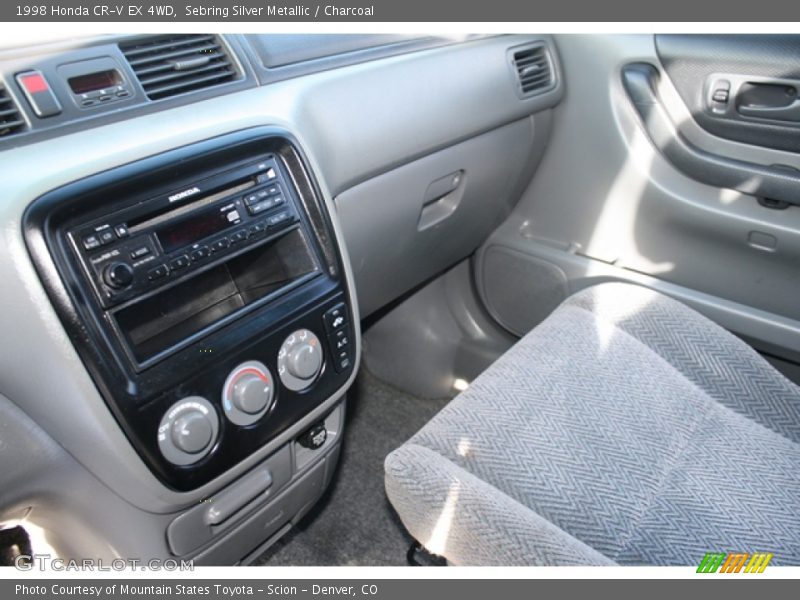 Sebring Silver Metallic / Charcoal 1998 Honda CR-V EX 4WD