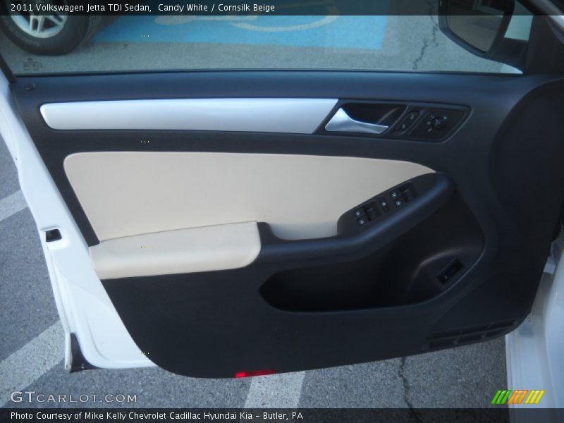 Candy White / Cornsilk Beige 2011 Volkswagen Jetta TDI Sedan