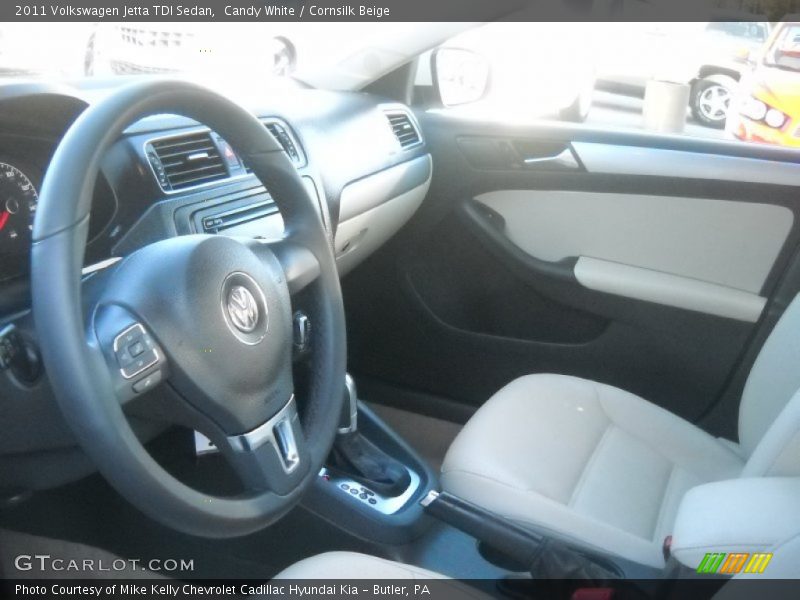 Candy White / Cornsilk Beige 2011 Volkswagen Jetta TDI Sedan
