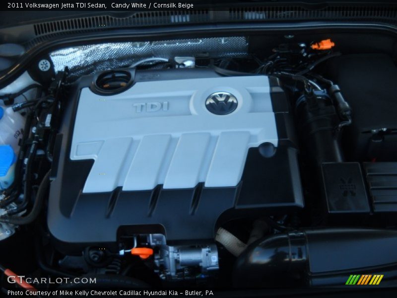 Candy White / Cornsilk Beige 2011 Volkswagen Jetta TDI Sedan