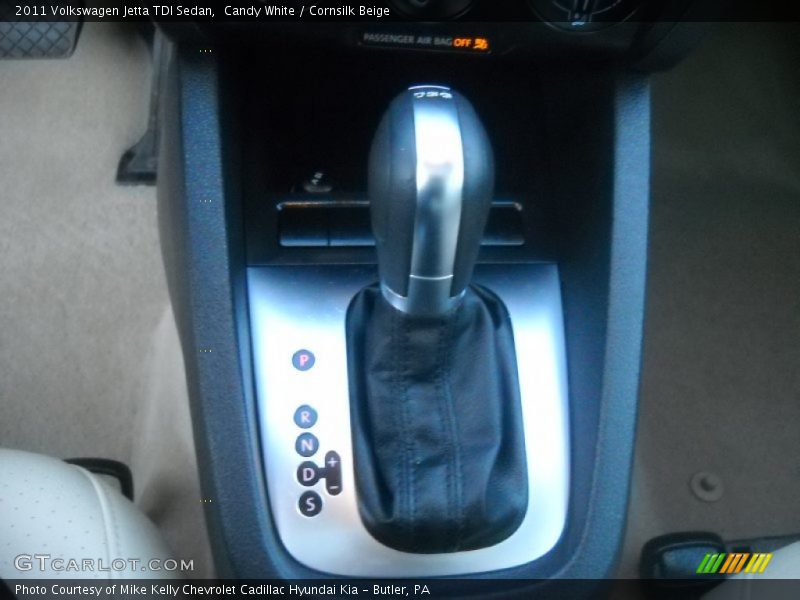 Candy White / Cornsilk Beige 2011 Volkswagen Jetta TDI Sedan