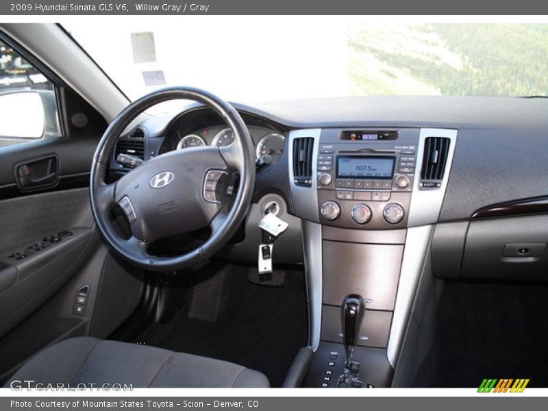 Willow Gray / Gray 2009 Hyundai Sonata GLS V6