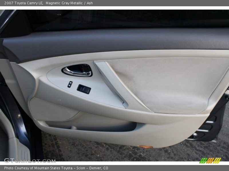 Magnetic Gray Metallic / Ash 2007 Toyota Camry LE