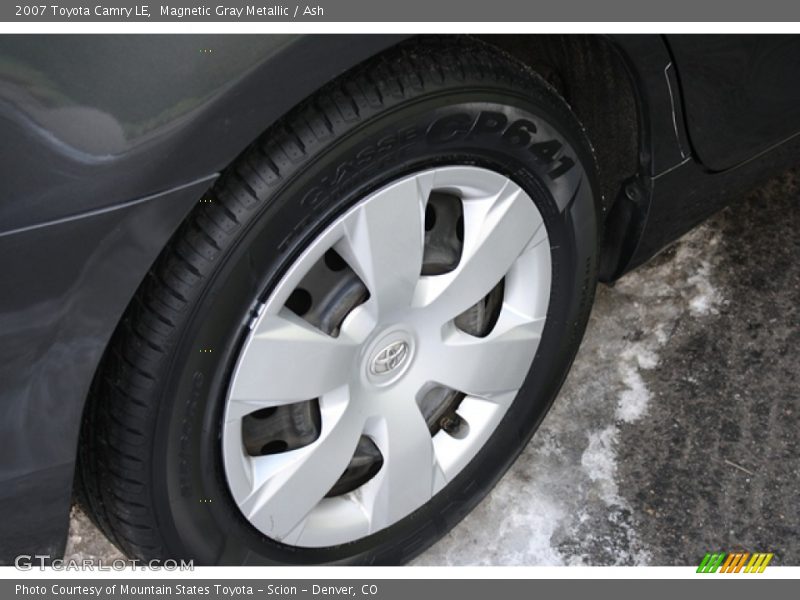 Magnetic Gray Metallic / Ash 2007 Toyota Camry LE