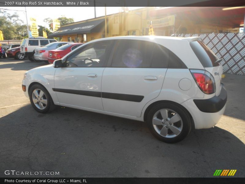 White / Black 2007 Kia Rio Rio5 SX Hatchback
