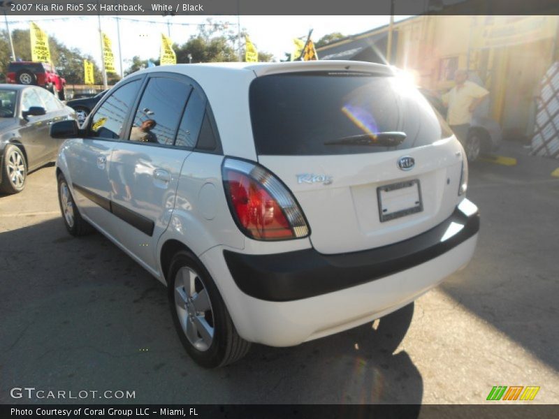 White / Black 2007 Kia Rio Rio5 SX Hatchback