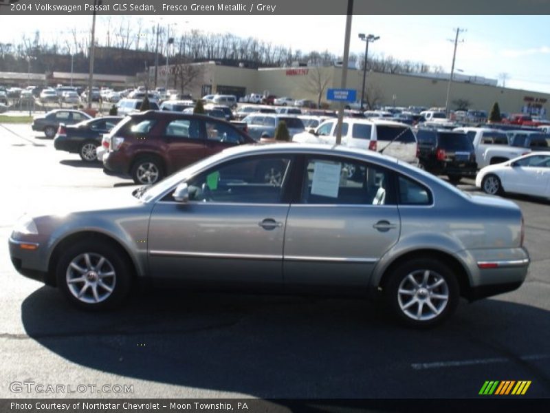 Fresco Green Metallic / Grey 2004 Volkswagen Passat GLS Sedan