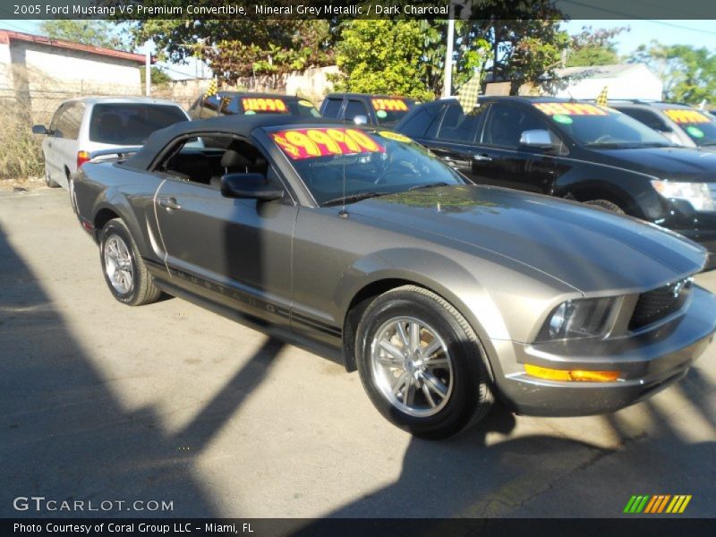 Mineral Grey Metallic / Dark Charcoal 2005 Ford Mustang V6 Premium Convertible