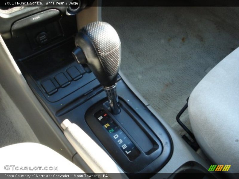 White Pearl / Beige 2001 Hyundai Sonata
