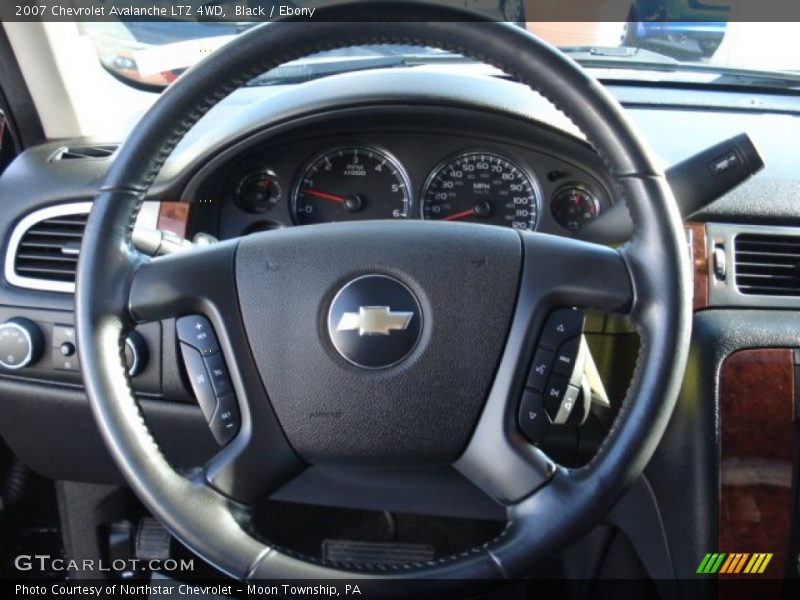 Black / Ebony 2007 Chevrolet Avalanche LTZ 4WD