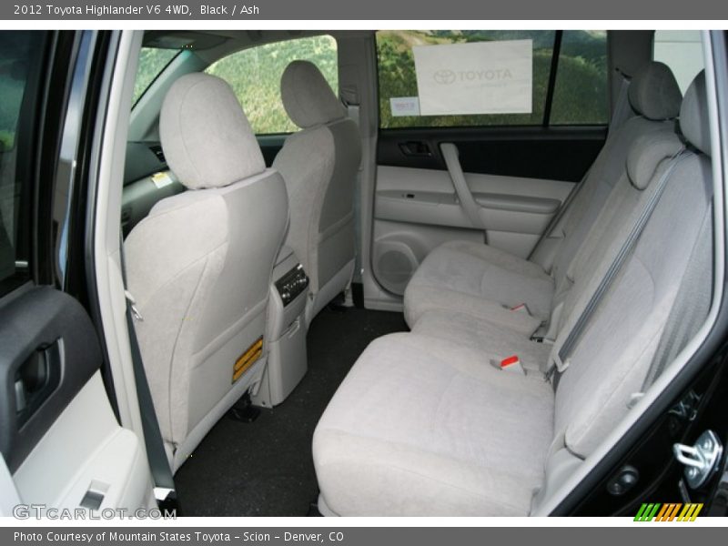 Black / Ash 2012 Toyota Highlander V6 4WD