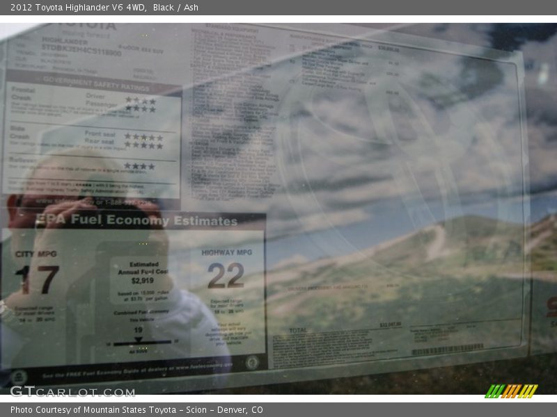 Black / Ash 2012 Toyota Highlander V6 4WD