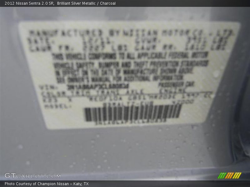Brilliant Silver Metallic / Charcoal 2012 Nissan Sentra 2.0 SR