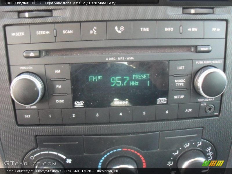 Light Sandstone Metallic / Dark Slate Gray 2008 Chrysler 300 LX