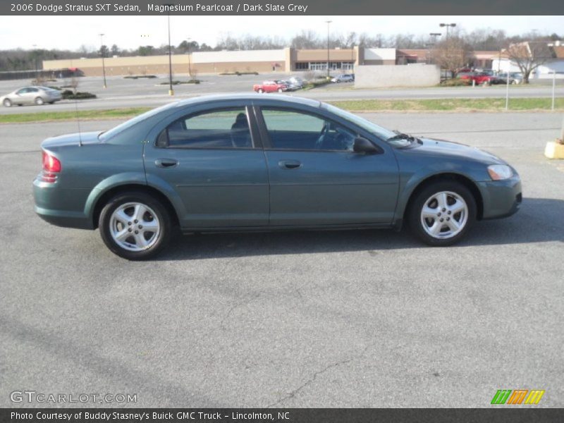 Magnesium Pearlcoat / Dark Slate Grey 2006 Dodge Stratus SXT Sedan
