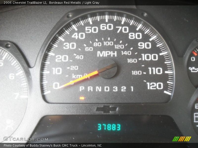 Bordeaux Red Metallic / Light Gray 2006 Chevrolet TrailBlazer LS