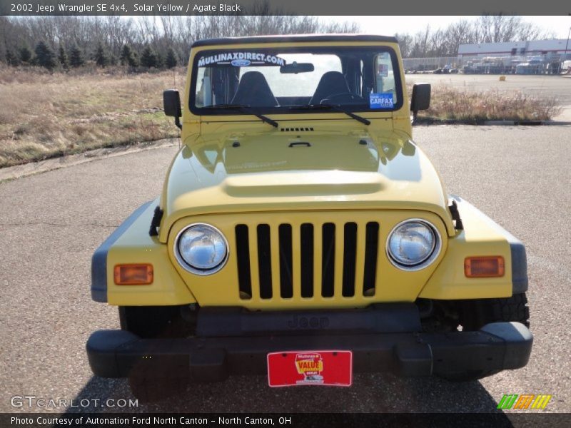 Solar Yellow / Agate Black 2002 Jeep Wrangler SE 4x4