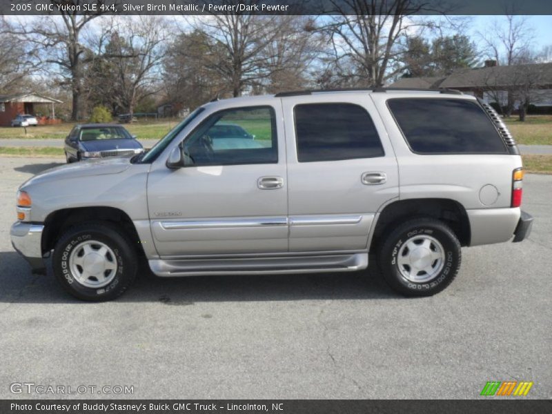 Silver Birch Metallic / Pewter/Dark Pewter 2005 GMC Yukon SLE 4x4