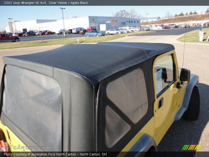 Solar Yellow / Agate Black 2002 Jeep Wrangler SE 4x4