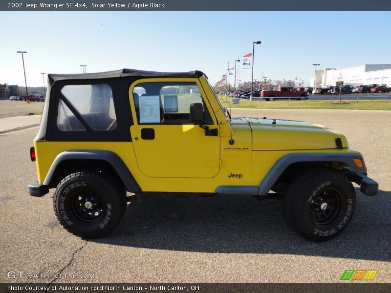 Solar Yellow / Agate Black 2002 Jeep Wrangler SE 4x4