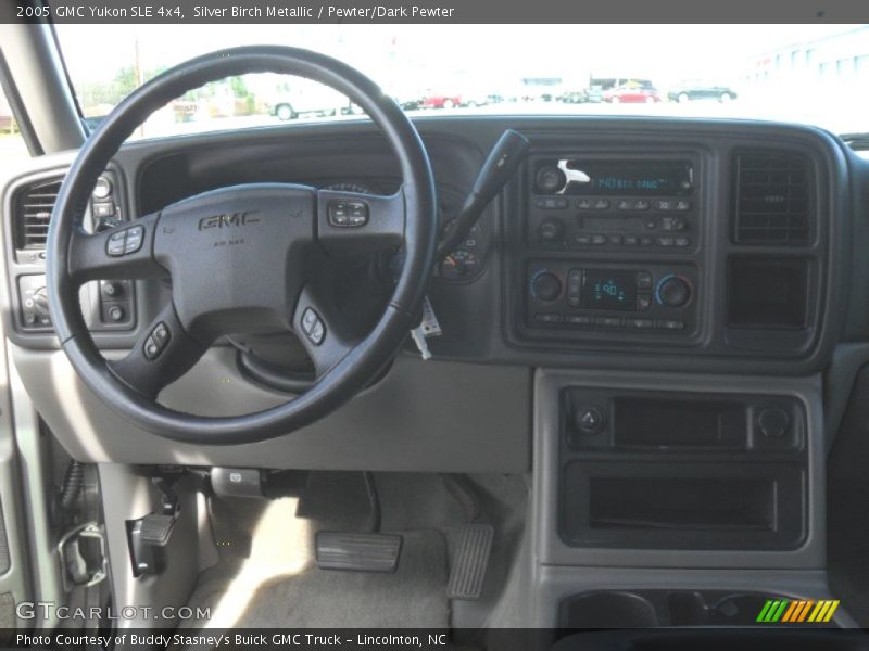 Silver Birch Metallic / Pewter/Dark Pewter 2005 GMC Yukon SLE 4x4