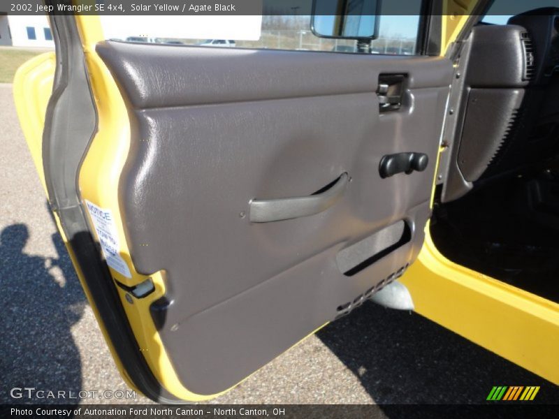 Solar Yellow / Agate Black 2002 Jeep Wrangler SE 4x4