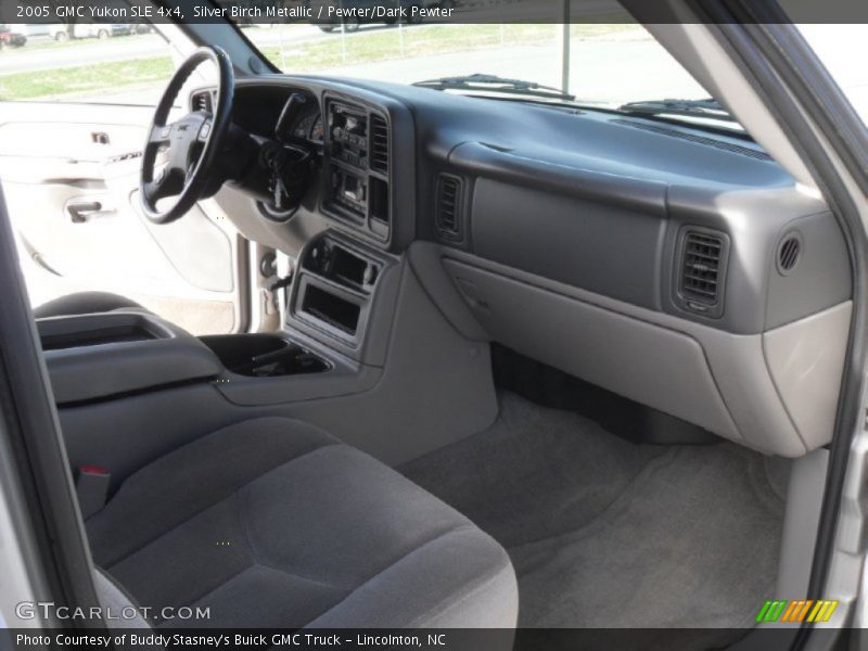 Silver Birch Metallic / Pewter/Dark Pewter 2005 GMC Yukon SLE 4x4