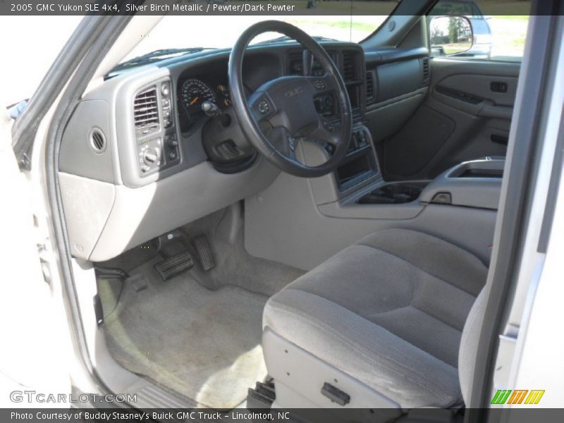 Silver Birch Metallic / Pewter/Dark Pewter 2005 GMC Yukon SLE 4x4